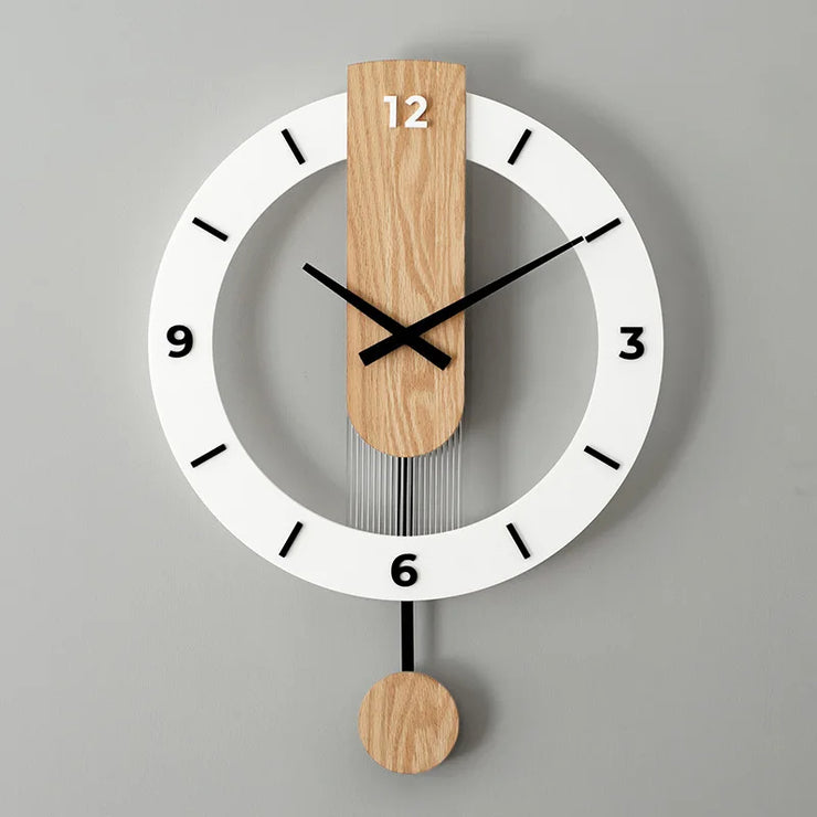 Horloge murale en bois moderne